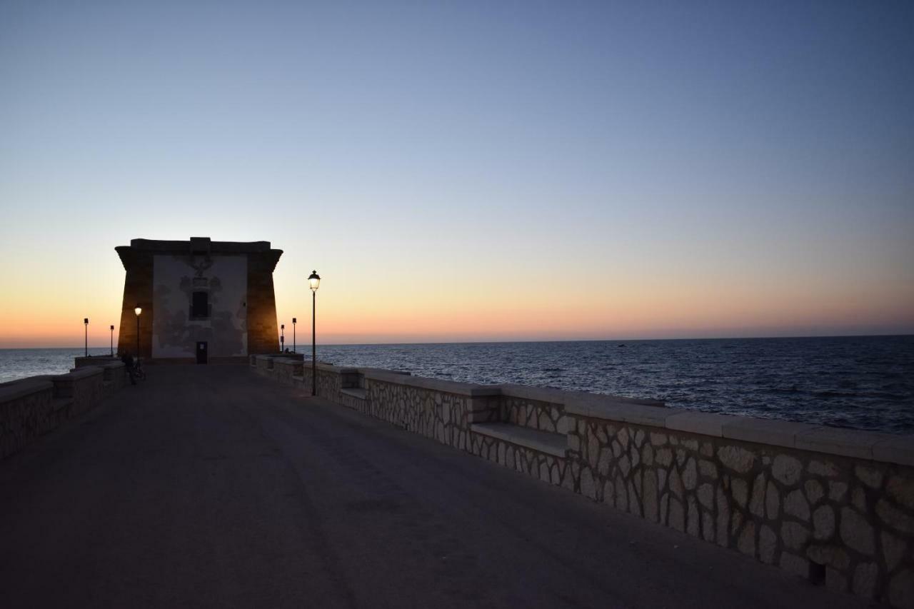 La Casa Di Paoletta A Due Passi Dal Mare Leilighet Trapani Eksteriør bilde